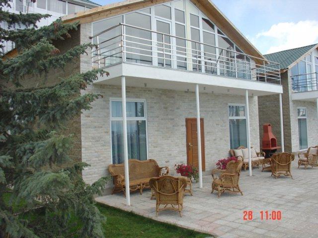 Дельфин де Люкс Коттедж 5-ти местный